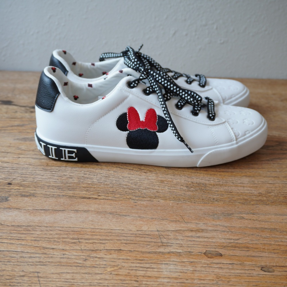 Ground Up Disney Minnie Mouse White Sneakers Polka Dot Laces Womens Size Size 11
